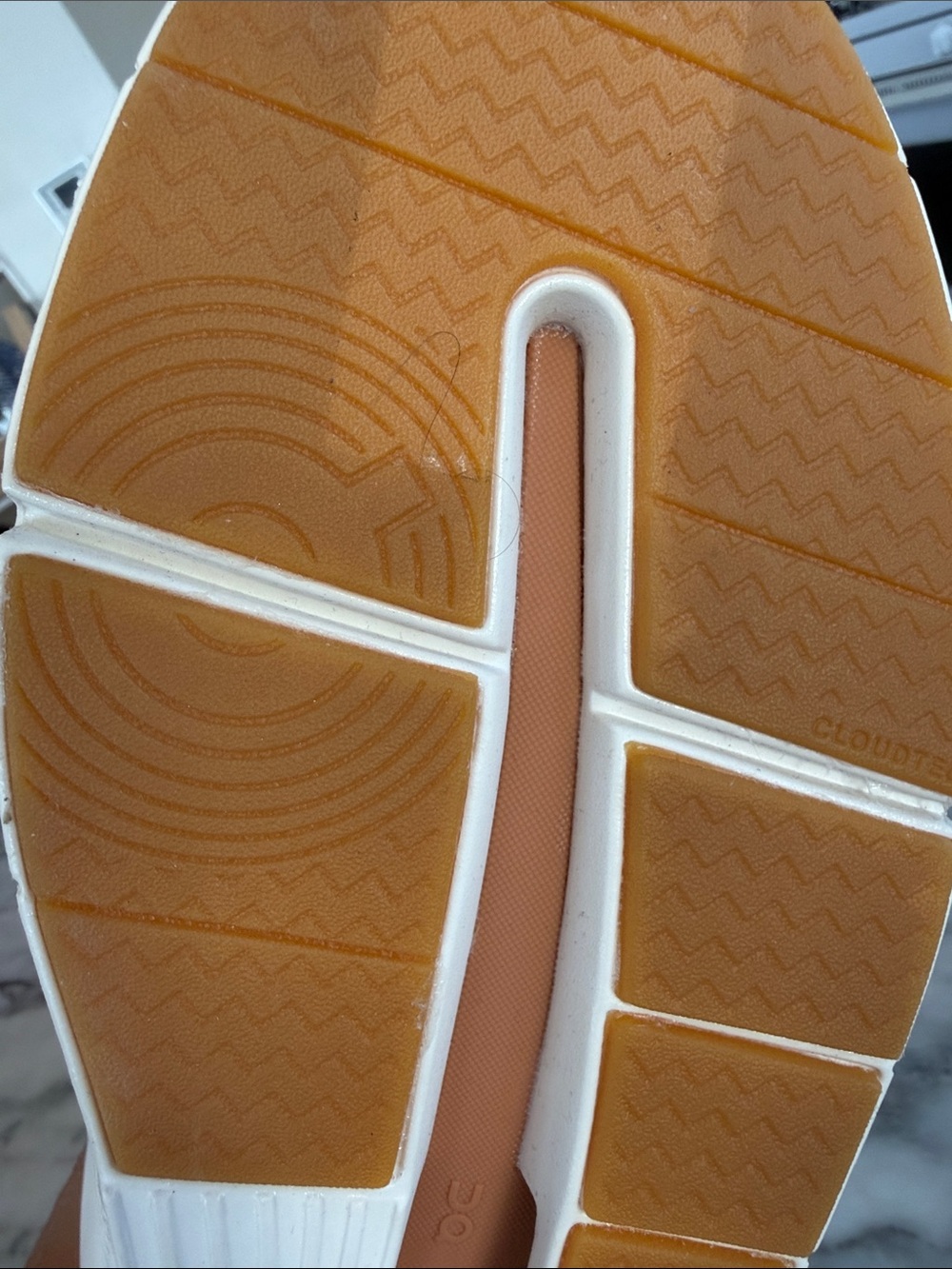 On Running the Roger White Sneakers with Tan Accents - Picture 6 of 11